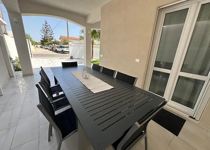 Kennedy A 20 Mt Dal Mare Santa Maria Del Focallo